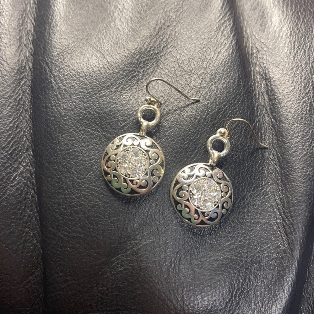 Silver filigree diamond hanging earrings